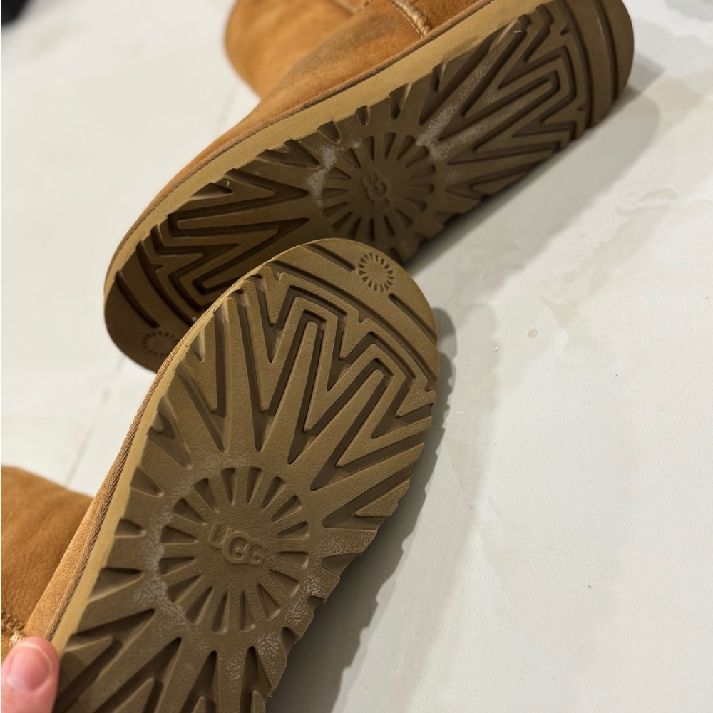 Cozy UGGs, real chestnut woman - Picture 4 of 6